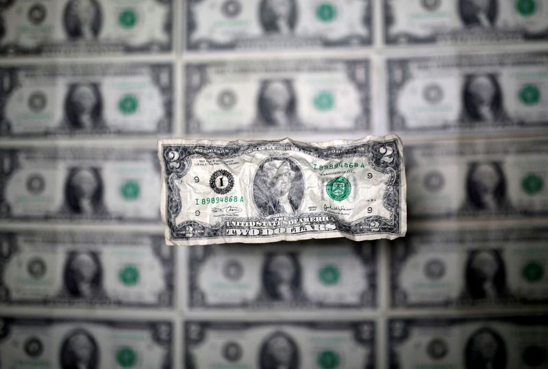 &copy; Reuters. U.S. dollar banknote is seen in this picture illustration taken May 3, 2018. REUTERS/Dado Ruvic/Illustration