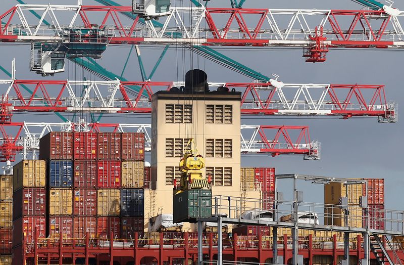 &copy; Reuters. FILE PHOTO: Containers are pictured at the San Antonio port, in Chile August 6, 2019. REUTERS/Rodrigo Garrido/File Photo