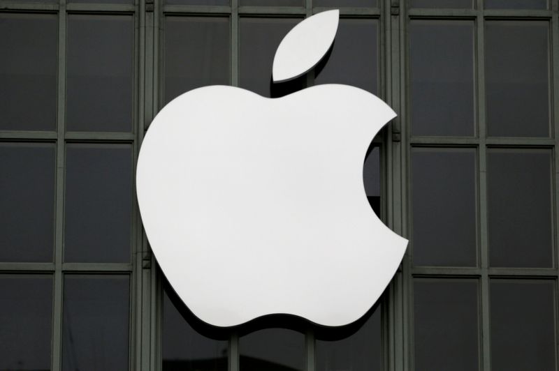 &copy; Reuters. FILE PHOTO: The Apple Inc logo is shown outside the company's 2016 Worldwide Developers Conference in San Francisco, California, U.S. June 13, 2016. REUTERS/Stephen Lam/File Photo