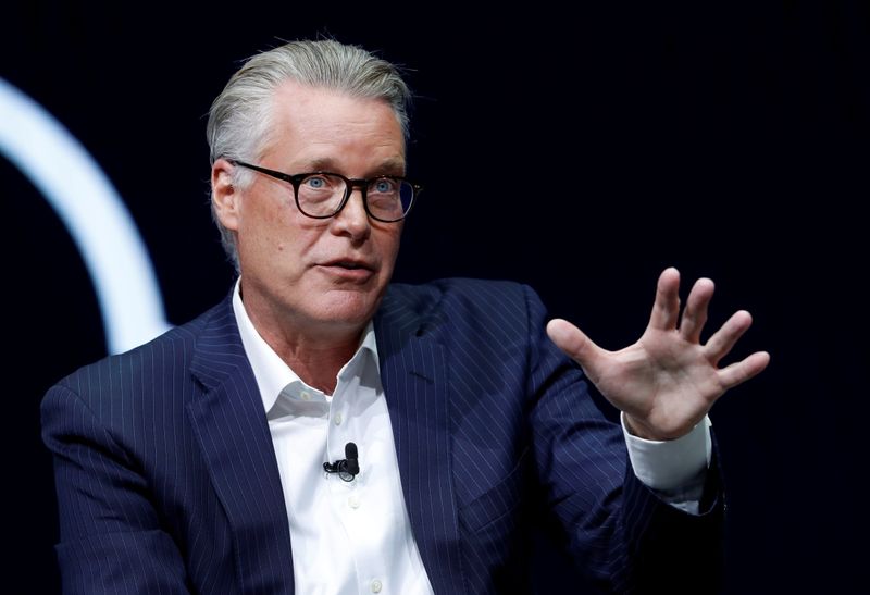 &copy; Reuters. FILE PHOTO: Ed Bastian, CEO of Delta Air Lines, speaks during a keynote address at the 2019 Consumer Electronics Show (CES) in Las Vegas, Nevada, U.S. January 8, 2019. REUTERS/Steve Marcus/File Photo