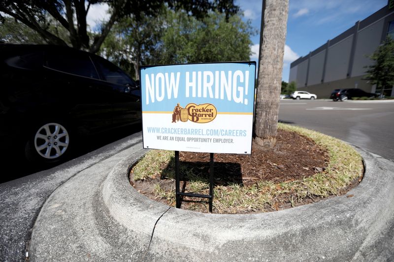 &copy; Reuters. FILE PHOTO: A Cracker Barrel restaurant displays a "Now Hiring" sign in Tampa, Florida, U.S., June 1, 2021.  REUTERS/Octavio Jones/File Photo
