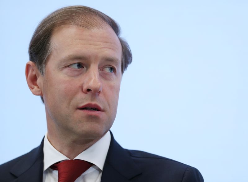 &copy; Reuters. Russian Industry and Trade Minister Denis Manturov attends a session of the St. Petersburg International Economic Forum (SPIEF) in Saint Petersburg, Russia, June 4, 2021. REUTERS/Evgenia Novozhenina