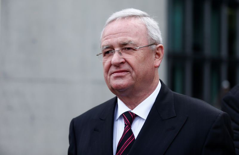 &copy; Reuters. FILE PHOTO: Former Volkswagen chief executive Martin Winterkorn leaves after testifying to a German parliamentary committee on the carmaker's emissions scandal in Berlin, Germany, January 19, 2017.      REUTERS/Hannibal Hanschke/File Photo