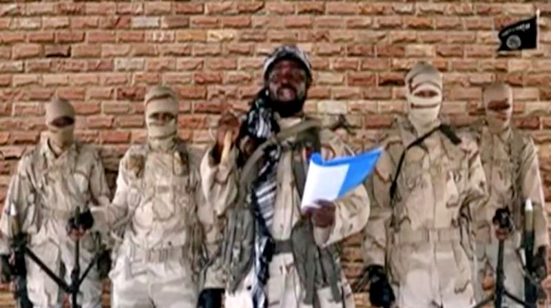 &copy; Reuters. FILE PHOTO: Boko Haram leader Abubakar Shekau speaks in front of guards in an unknown location in Nigeria in this still image taken from an undated video obtained on January 15, 2018. Boko Haram Handout/Sahara Reporters via REUTERS 