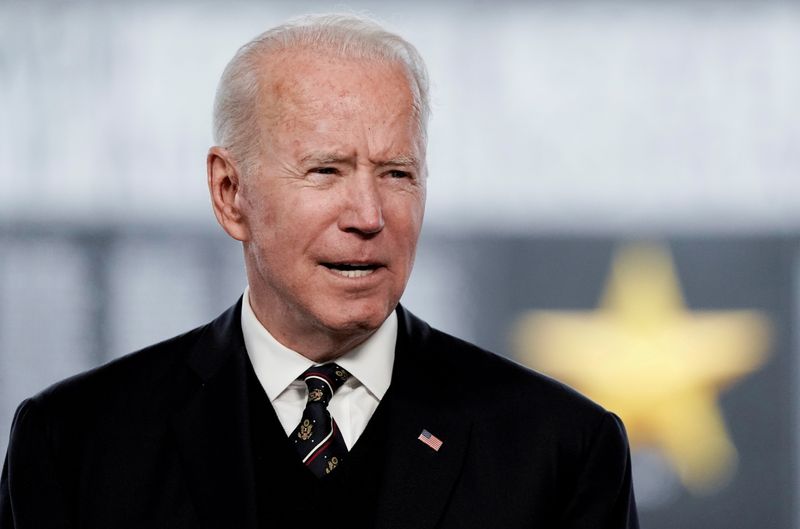 &copy; Reuters. FILE PHOTO: U.S. President Joe Biden delivers remarks at an annual Memorial Day Service at Veterans Memorial Park, Delaware Memorial Bridge, New Castle, Delaware, U.S., May 30, 2021. REUTERS/Ken Cedeno/File Photo