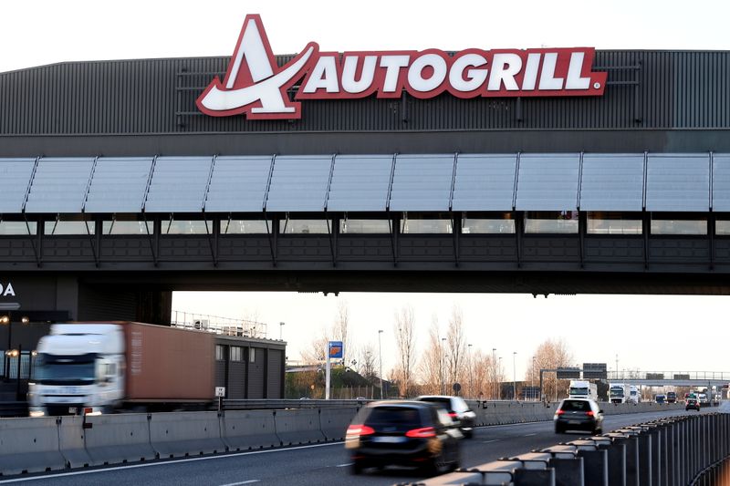 &copy; Reuters. FILE PHOTO: A bridge restaurant of Italy's Autogrill is seen on the motorway near Fiorenzuola D'arda, Italy, February 4, 2020. REUTERS/Flavio Lo Scalzo