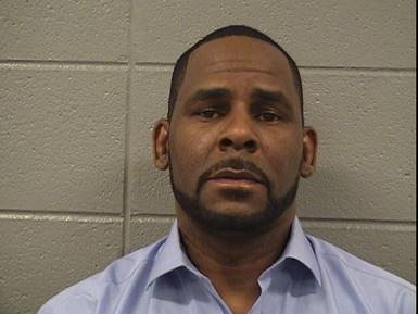 &copy; Reuters. FILE PHOTO: Singer Robert Kelly, known as R. Kelly, is pictured in Chicago, Illinois, U.S., in this March 6, 2019 handout booking photo. Cook County Sheriff's Office/Handout via REUTERS