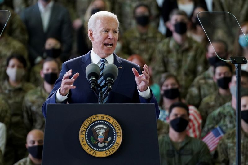 &copy; Reuters. U.S. President Joe Biden delivers remarks to U.S. Air Force personnel and their families stationed at  RAF Mildenhall, ahead of the G7 Summit, near Mildenhall, Britain June 9, 2021. REUTERS/Kevin Lamarque