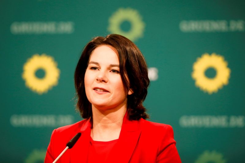 With moderation, German Greens seek to reignite election campaign