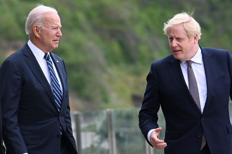 UK, U.S. reaffirm commitment to Northern Ireland peace deal