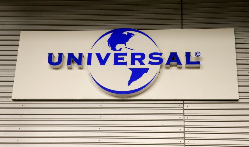 &copy; Reuters. FILE PHOTO: The logo of Universal Music Group (UMG) is seen at a building in Zurich, Switzerland July 25, 2016.  REUTERS/Arnd Wiegmann