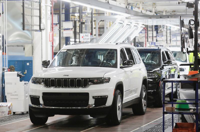 &copy; Reuters. Stellantis a ouvert jeudi les portes de sa nouvelle usine d'assemblage à Détroit, aux États-Unis, la première construite depuis 1991 à "Motor City", l'ancienne capitale mondiale de l'automobile. /Photo prise le 10 juin 2021/REUTERS/Rebecca Cook