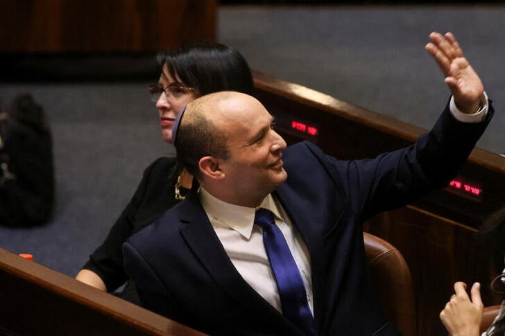 &copy; Reuters. Naftali Bennett, primeiro-ministro de Israel. 13/6/2021. REUTERS/Ronen Zvulun