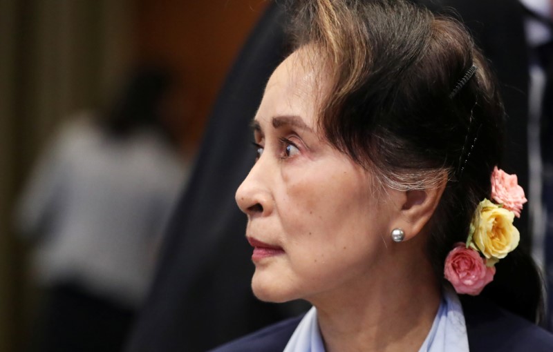&copy; Reuters. Un premier procès d'Aung San Suu Kyi, arrêtée lors du putsch militaire du 1er février dernier en Birmanie, devait s'ouvrir ce lundi, alors que la contestation face à la junte ne faiblit pas et qu'un représentant de l'Onu a dénoncé des accusations 