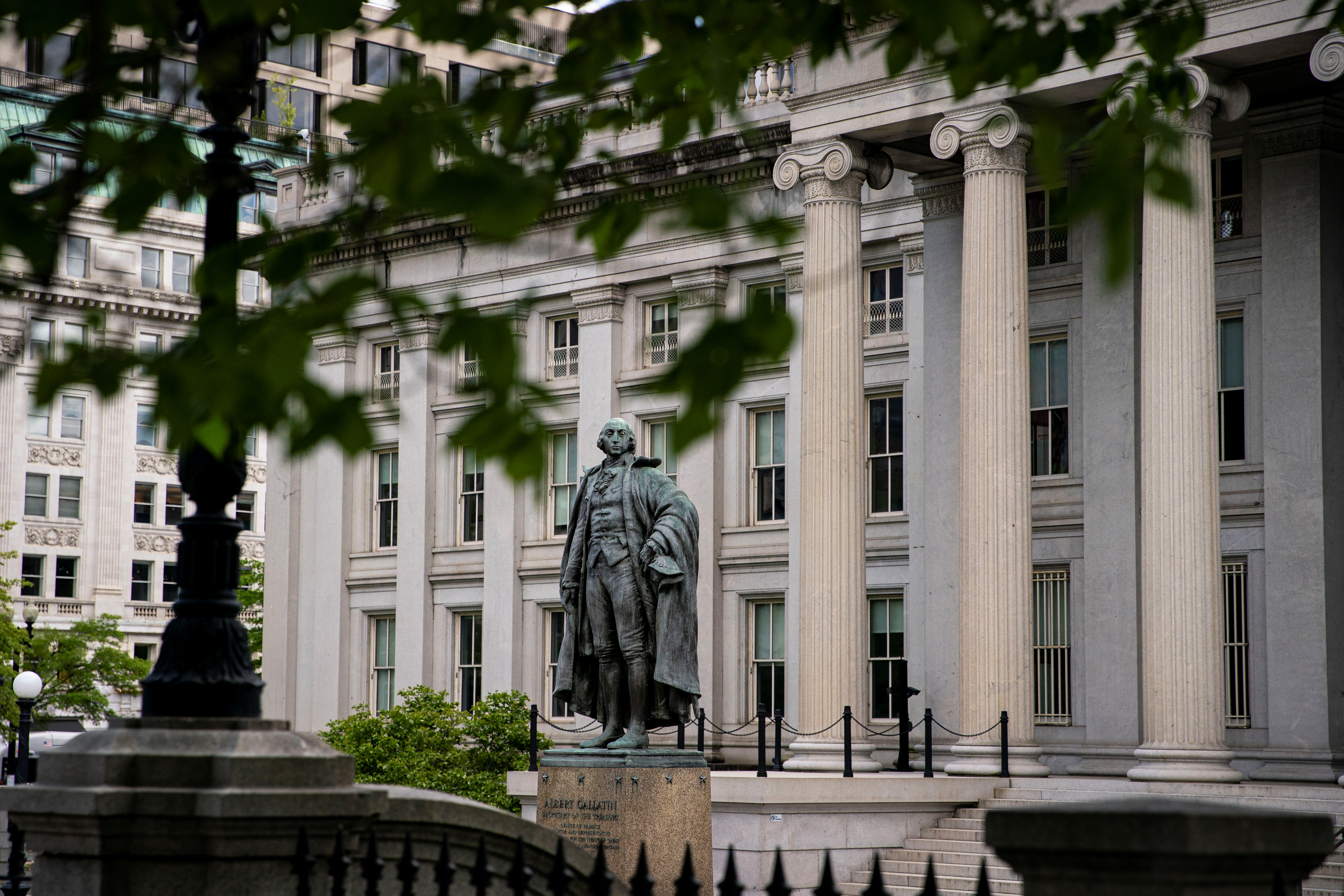 &copy; Reuters. FILE PHOTO: A statue of former Sen. Albert Gallatin stands at the Treasury Department in Washington, U.S., April 25, 2021. REUTERS/Al Drago