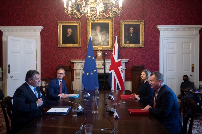 © Reuters. Britain's Brexit Minister David Frost chairs the first meeting of the Partnership Council with European Commission Vice-President Maros Sefcovic in London, June 9, 2021. Eddie Mulholland/Pool via REUTERS