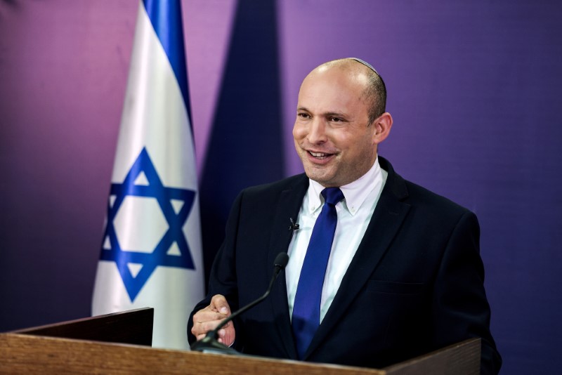 &copy; Reuters. Naftali Bennett em Jerusalém
 6/6/2021   Menahem Kahana/Pool via REUTERS