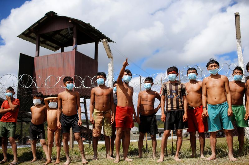 &copy; Reuters. Índios Ianomâmi em Alto Alegre, Roraima
01/07/2020 REUTERS/Adriano Machado