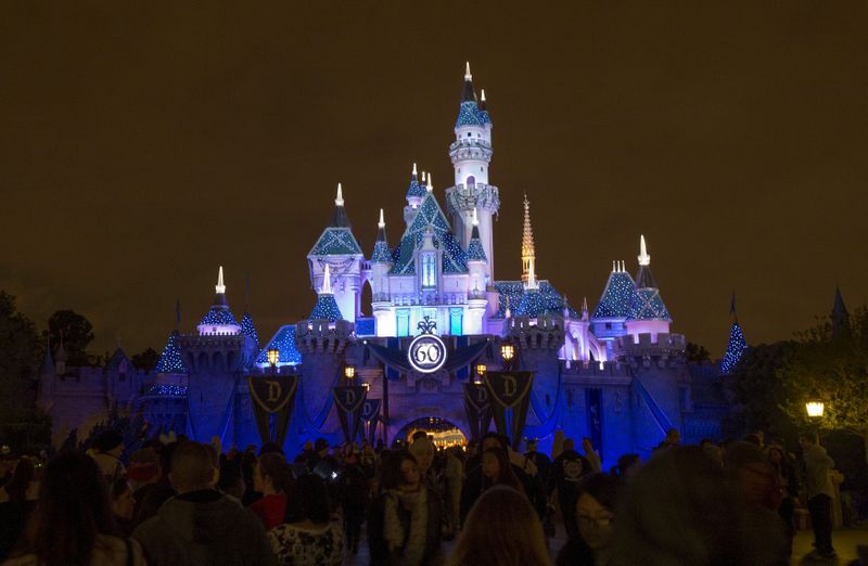 &copy; Reuters. FILE PHOTO: Sleeping Beauty's Castle is pictured during Disneyland's Diamond Celebration in Anaheim, California May 23, 2015. REUTERS/Mario Anzuoni
