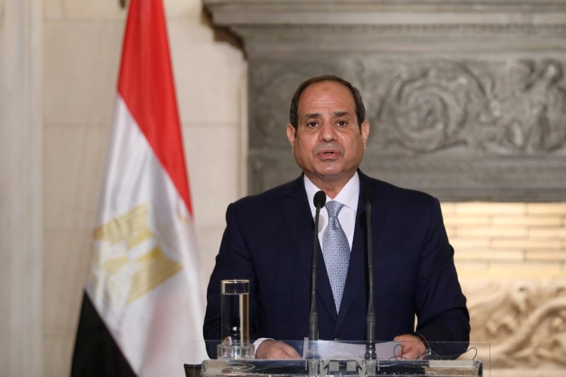 © Reuters. الرئيس المصري عبد الفتاح السيسي في صورة من أرشيف رويترز.