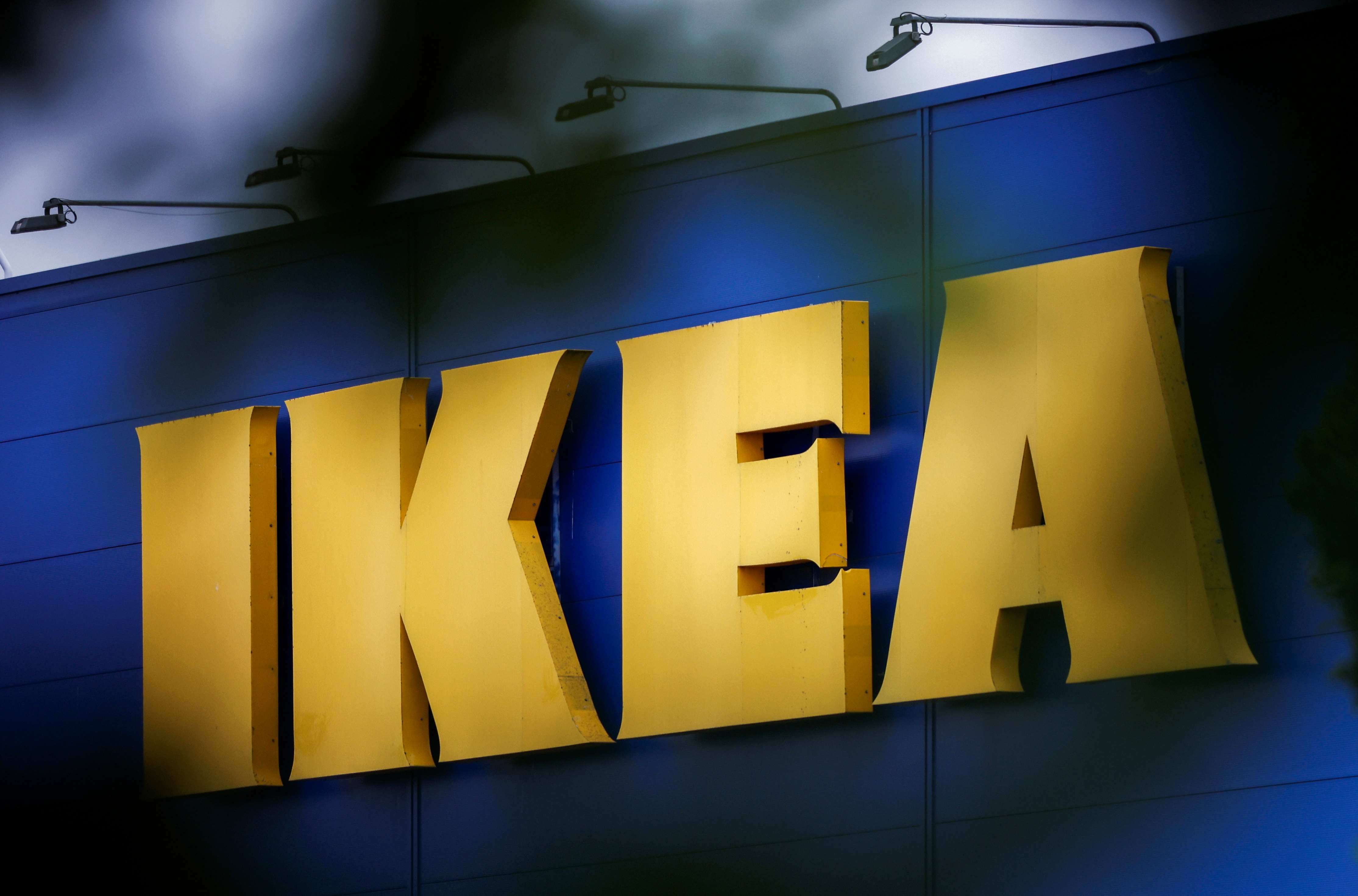 &copy; Reuters. Ikea a été condamnée mardi en France par le tribunal de Versailles (Yvelines) à une amende d'un million d'euros pour recel de collecte de données à caractère personnel. /Photo prise le 15 juin 2021/REUTERS/Stephane Mahe