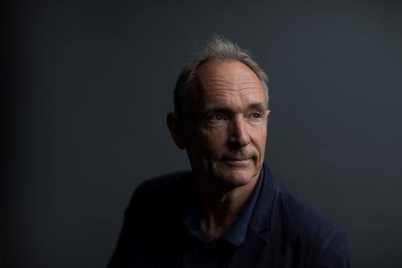 &copy; Reuters. FILE PHOTO: World Wide Web founder Tim Berners-Lee poses for a photograph following a speech at the Mozilla Festival 2018 in London, Britain October 27, 2018. Picture taken October 27, 2018. REUTERS/Simon Dawson/File Photo