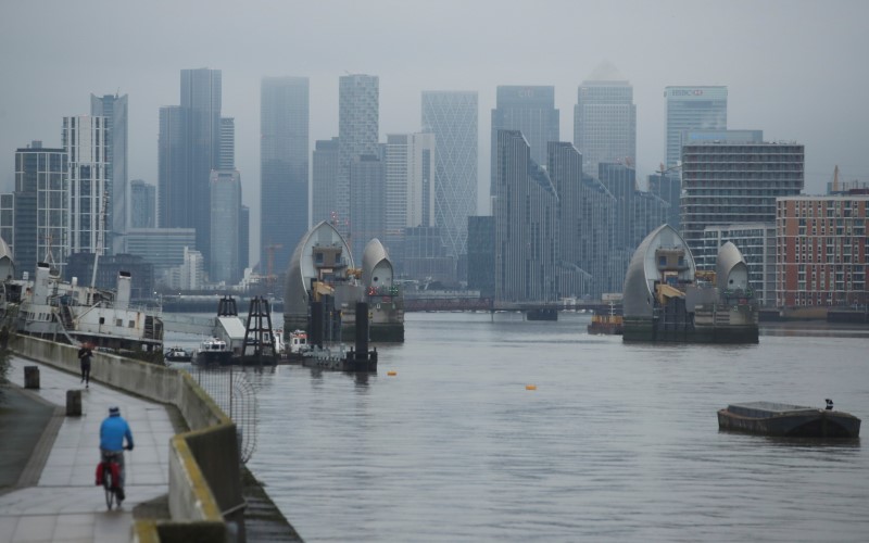 &copy; Reuters. FILE PHOTO: Buildings are seen in the Canary Wharf business district, amid the outbreak of the coronavirus disease (COVID-19), in London, Britain January 27, 2021. REUTERS/Peter Cziborra