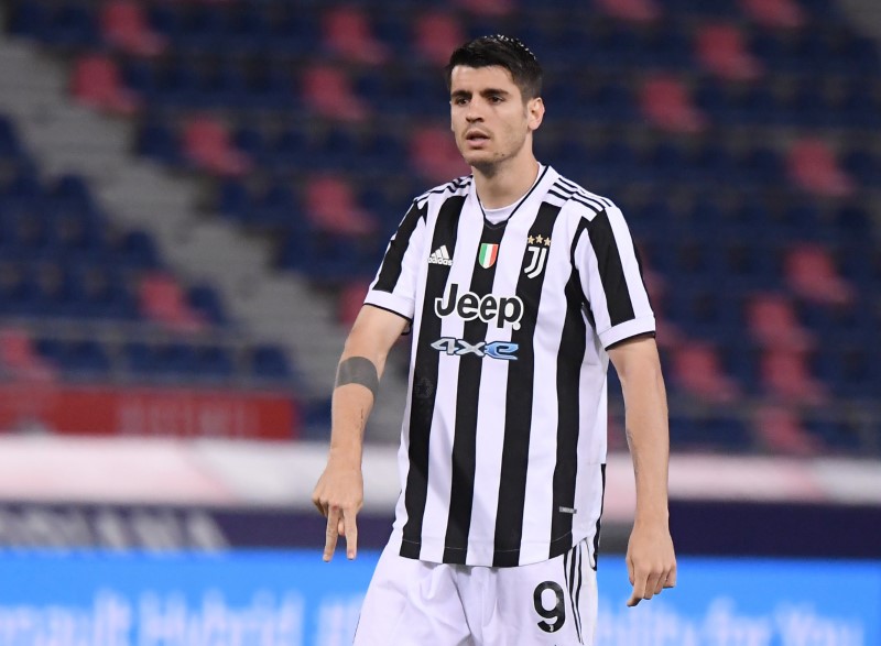 &copy; Reuters. Álvaro Morata, de la Juventus, celebra el cuarto gol, en el Stadio Renato Dall'Ara, Bolonia, Italia, el 23 de mayo de 2021. REUTERS/Alberto Lingria