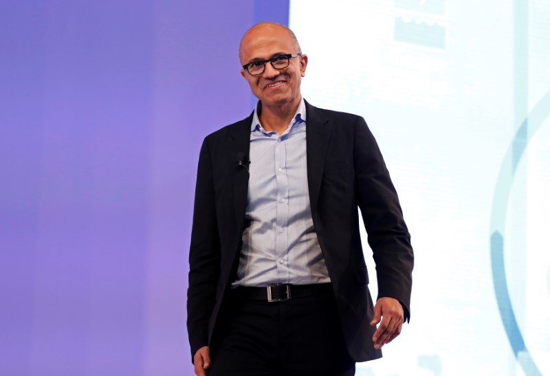 &copy; Reuters. FILE PHOTO: Microsoft Chief Executive Officer Satya Nadella smiles during his conversation about his latest book "Hit Refresh" during an event in New Delhi, India, November 7, 2017. REUTERS/Saumya Khandelwal