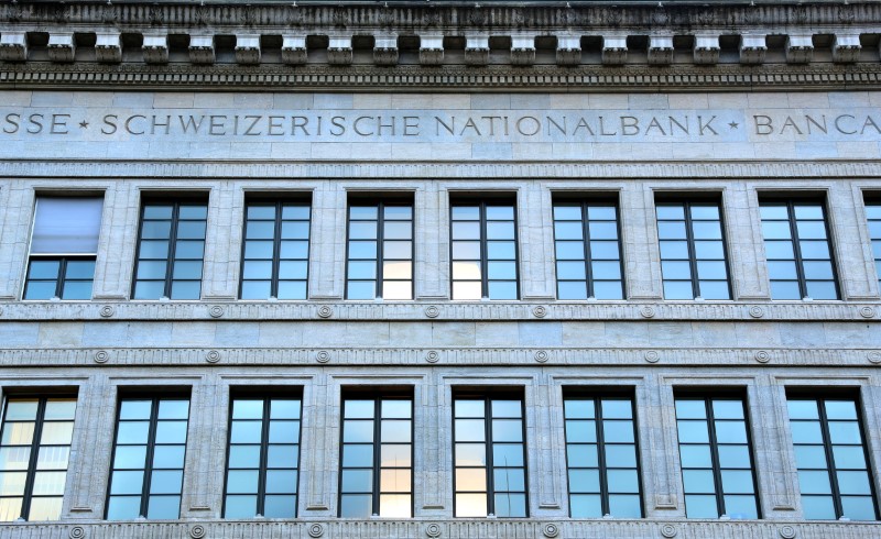 Des exigences de fonds propres nécessaires pour Credit Suisse et UBS après Archegos, selon BNS