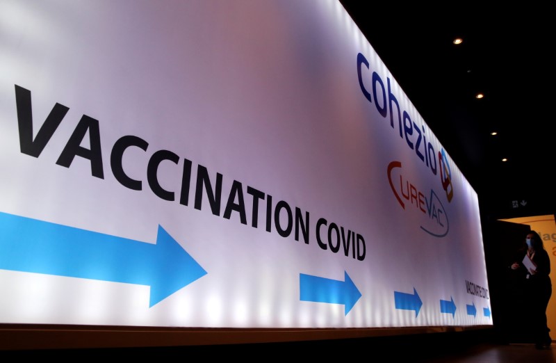 &copy; Reuters. Le récent échec de CureVac, dont l'efficacité du vaccin contre le COVID-19 a manqué les objectifs du groupe allemand lors d'une phase clinique avancée, n'aura pas d'impact sur la vitesse de déploiement de la campagne vaccinale en Allemagne, a décla