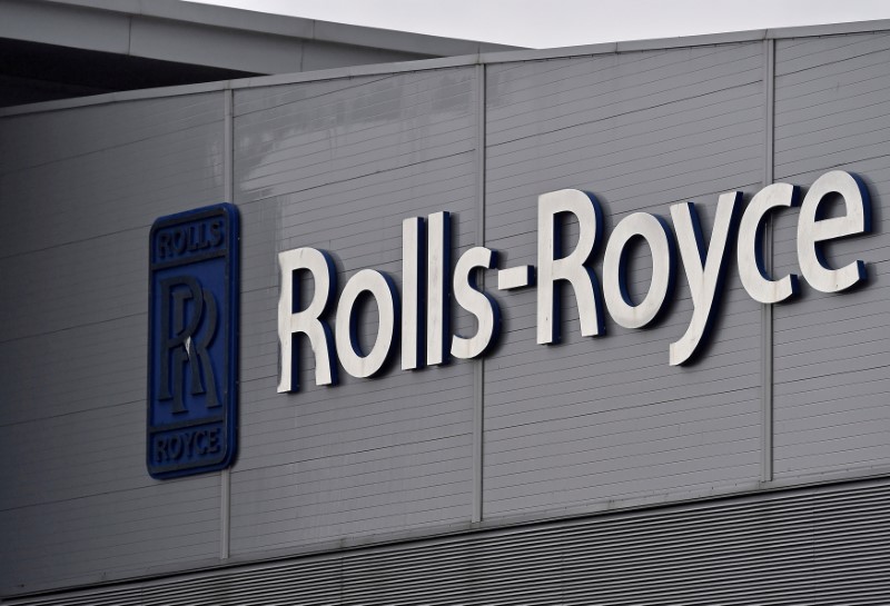 &copy; Reuters. FILE PHOTO: A Rolls-Royce logo is seen at the company's aerospace engineering and development site in Bristol, Britain, December 17, 2015.  REUTERS/Toby Melville/File Photo