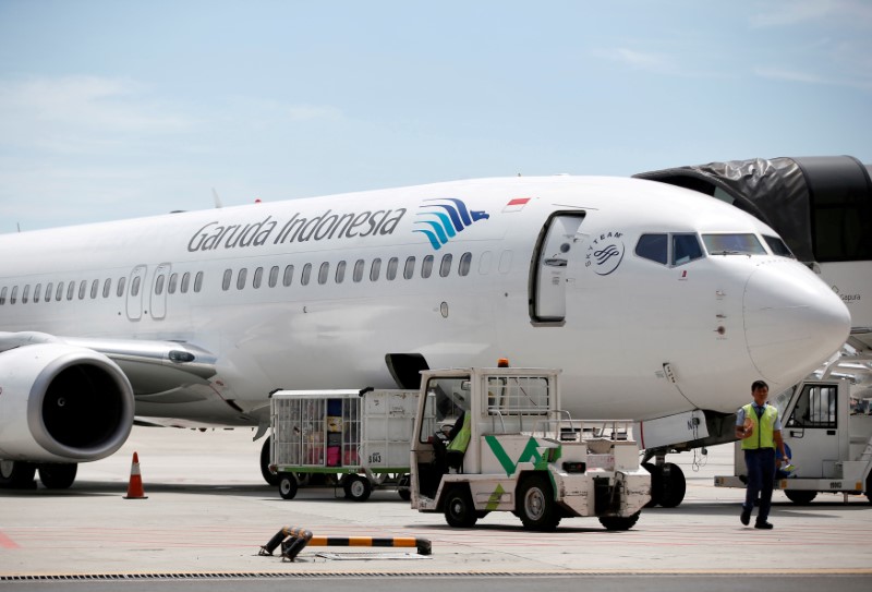 &copy; Reuters. FILE PHOTO: A plane belonging to Garuda Indonesia is seen on the tarmac of Terminal 3, SoekarnoÐHatta International Airport near Jakarta, Indonesia April 28, 2017.   REUTERS/Darren Whiteside/File Photo/File Photo
