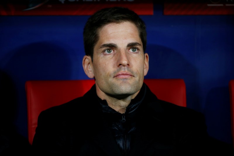 &copy; Reuters. FOTO DE ARCHIVO: El seleccionador español Robert Moreno en la clasificación para la Eurocopa 2020 - España contra Rumanía en el Wanda Metropolitano, Madrid, España - 18 de noviembre de 2019.  REUTERS/Javier Barbancho