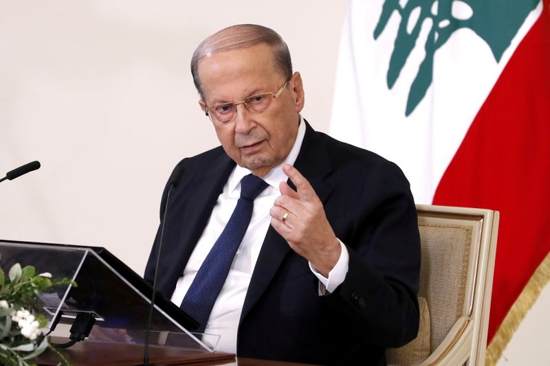 &copy; Reuters. FILE PHOTO: Lebanon's President Michel Aoun speaks during a news conference at the presidential palace in Baabda, Lebanon October 21, 2020. Dalati Nohra/Handout via REUTERS 