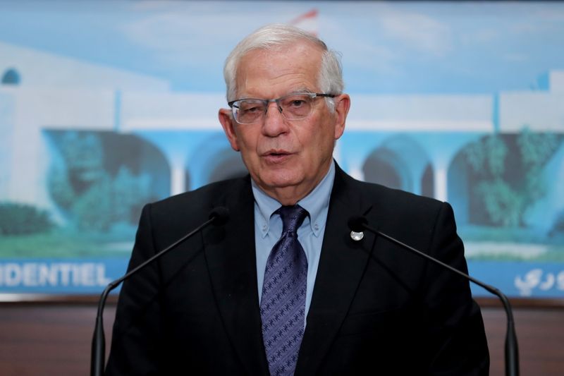 © Reuters. European Union foreign policy chief Josep Borrell speaks at the presidential palace in Baabda, Lebanon June 19, 2021. Dalati Nohra/Handout via REUTERS