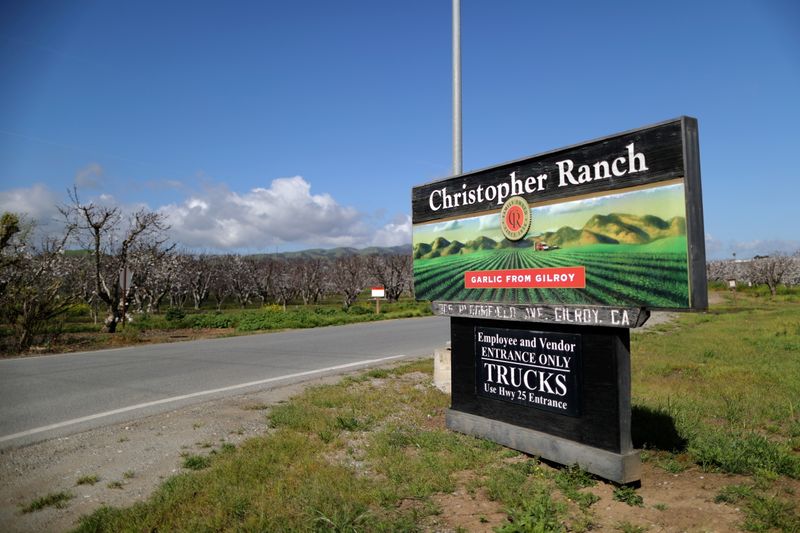 &copy; Reuters. FILE PHOTO: The entrance to Christopher Ranch garlic farm is seen in Gilroy, California, U.S., March 29, 2019. REUTERS/Lucy Nicholson