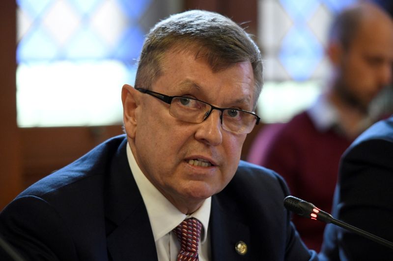 &copy; Reuters. FILE PHOTO: Hungarian Central Bank Governor Gyorgy Matolcsy speaks during a parliamentary committee hearing in Budapest, Hungary, February 26, 2019. REUTERS/Tamas Kaszas