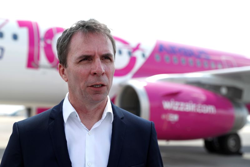 &copy; Reuters. FILE PHOTO: CEO of Wizz Air, Jozsef Varadi, speaks during the unveiling ceremony for the 100th plane in its fleet, at Budapest Airport, Hungary, June 4, 2018. REUTERS/Bernadett Szabo