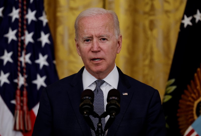 &copy; Reuters. FILE PHOTO: U.S. President Joe Biden speaks prior to signing of the Juneteenth National Independence Day Act into law in the East Room of the White House in Washington, U.S., June 17, 2021. REUTERS/Carlos Barria