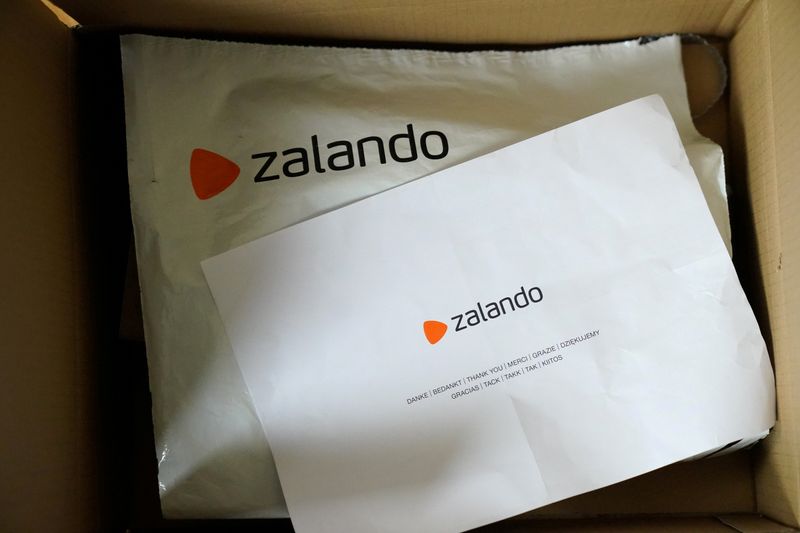 &copy; Reuters. Zalando packaging from an online delivery is seen discarded in a cardboard box in Galway, Ireland, August 27, 2020. REUTERS/Clodagh Kilcoyne/File Photo