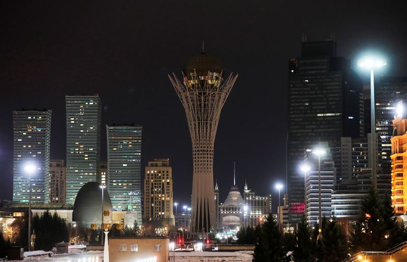 &copy; Reuters. A view shows the monument Baiterek after the lights are switched off for Earth Hour in Nur-Sultan, Kazakhstan March 27, 2021. REUTERS/Vasily Fedosenko