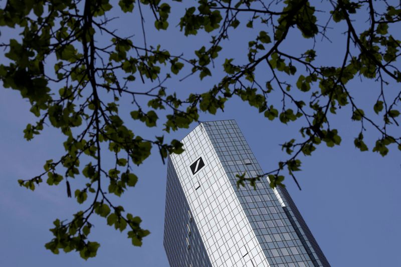 &copy; Reuters. FILE PHOTO: The headquarters of Germany's largest business bank Deutsche Bank AG is pictured on a sunny day in Frankfurt, Germany, April 14, 2016.    REUTERS/Kai Pfaffenbach