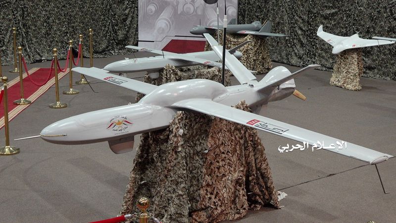 &copy; Reuters. طائرات مسيرة معروضة في مكان غير معلوم في اليمن في صورة بدون تاريخ وزعها المكتب الإعلامي للحوثيين يوم 9 يوليو تموز 2019. أرشيف رويترز.
(صورة لروي