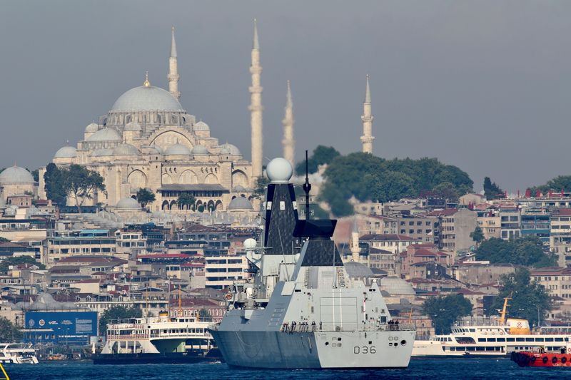 &copy; Reuters. FILE PHOTO: British Royal Navy's Type 45 destroyer HMS Defender arrives for a port visit in Istanbul, Turkey June 9, 2021. REUTERS/Yoruk Isik/File Photo