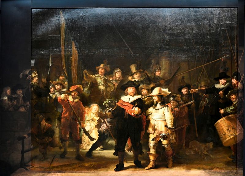 &copy; Reuters. "La ronda de noche" de Rembrandt en el Rijksmuseum, Ámsterdam, Países Bajos, 23 junio 2021.
REUTERS/Piroschka van de Wouw