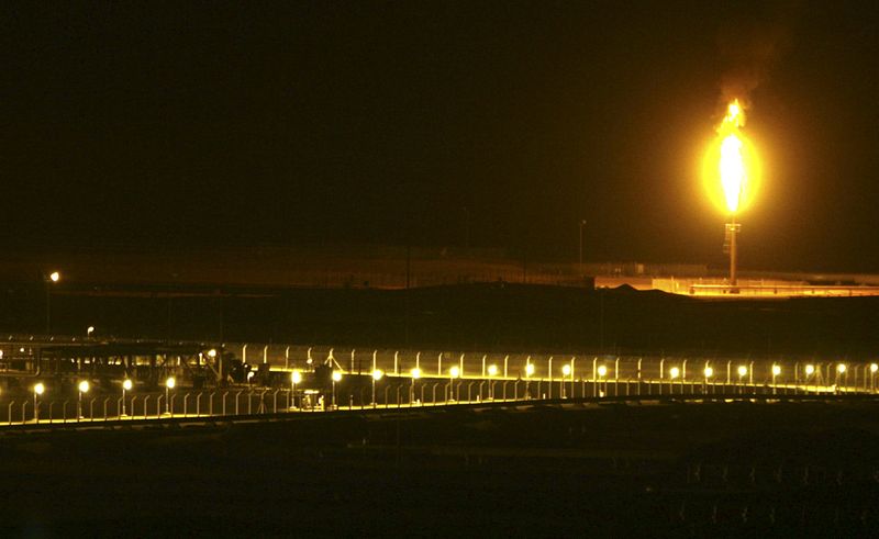 &copy; Reuters. منظر عام لحقل الشيبة النفطي السعودي في صورة من أرشيف رويترز.