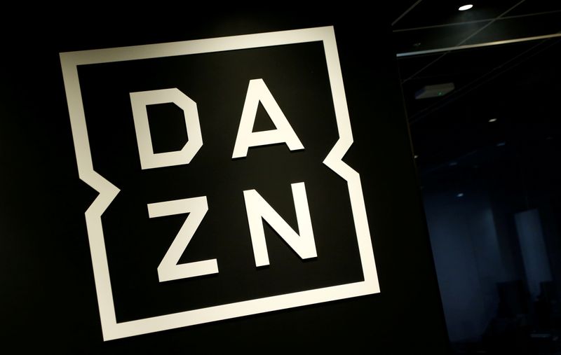 &copy; Reuters. Il logo della piattaforma di streaming DAZN a Tokyo. REUTERS/Kim Kyung-Hoon