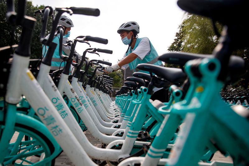 &copy; Reuters. Bicicletas do serviço de transporte por aplicativo da chinesa DiDi. 7/8/2020. REUTERS/Thomas Peter  