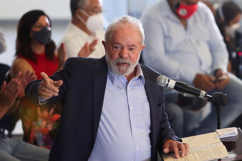 &copy; Reuters. Ex-presidente Luiz Inácio Lula da Silva em São Bernardo do Campo (SP)
10/03/2021 REUTERS/Amanda Perobelli/Foto de arquivo